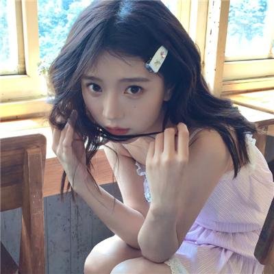 不是姐妹 海报